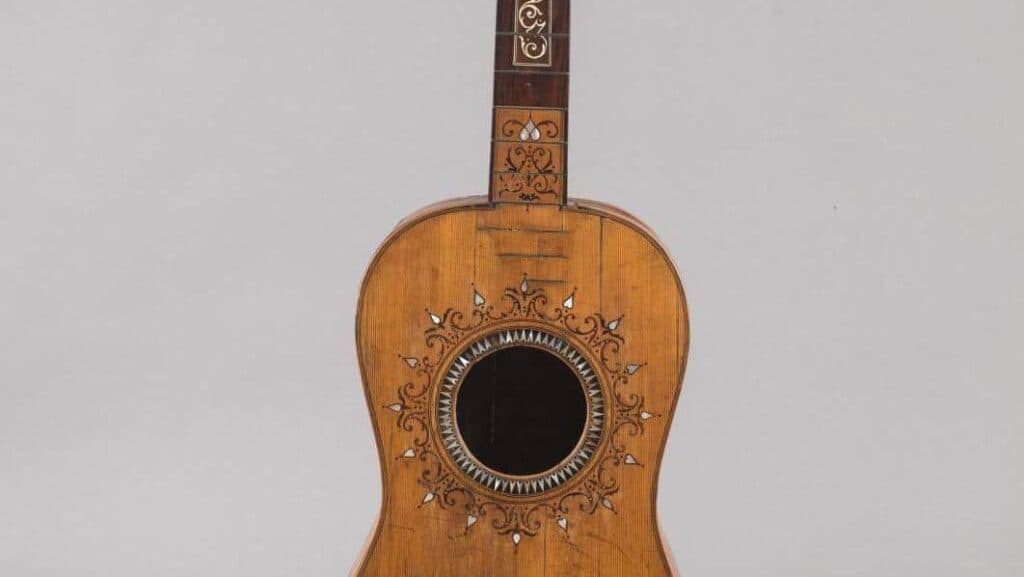 Guitare maccaferry