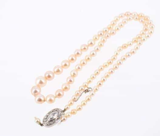 Comment estimer un collier en perles de culture ?