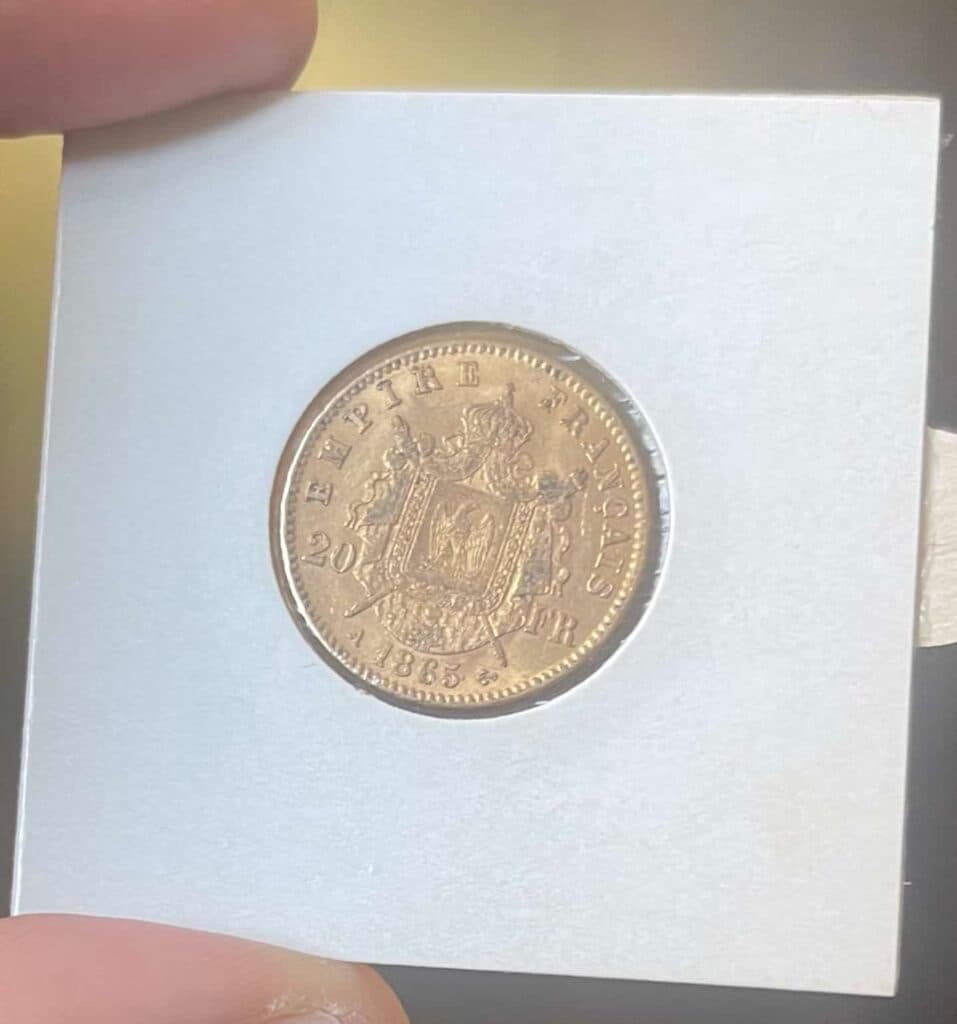 Estimation de la valeur de deux pièces Napoléon pour la vente