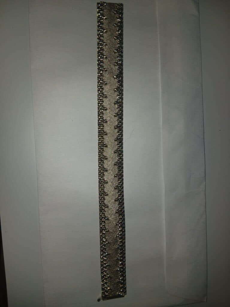 Estimation d’une élégante bague en or blanc pesant 44g pour bijoux précieux