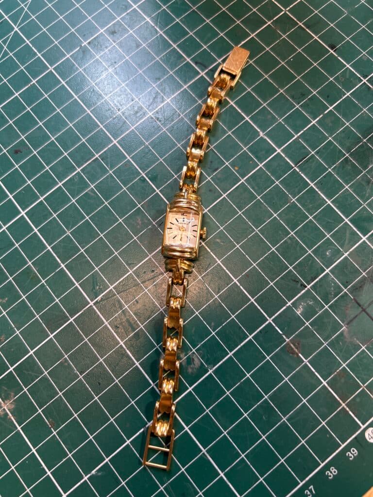 Estimation précise d’une montre vintage en or de la marque Herma Estimation précise d’une montre vintage en or de la marque Herma